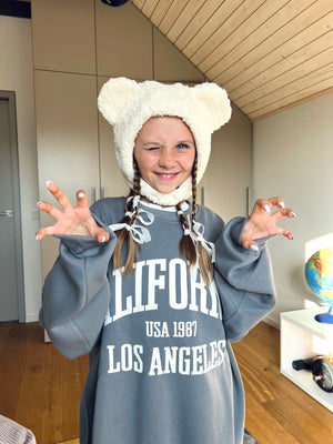 MEŠKOS KEPURĖ BALTA TRUMPA