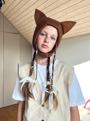 LAPĖS KEPURĖ TRUMPA